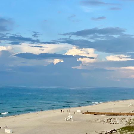 Emerald Skye 52 By Albvr - Beautifully Decorated Beachfront Condo شاطئ أورانج المظهر الخارجي الصورة